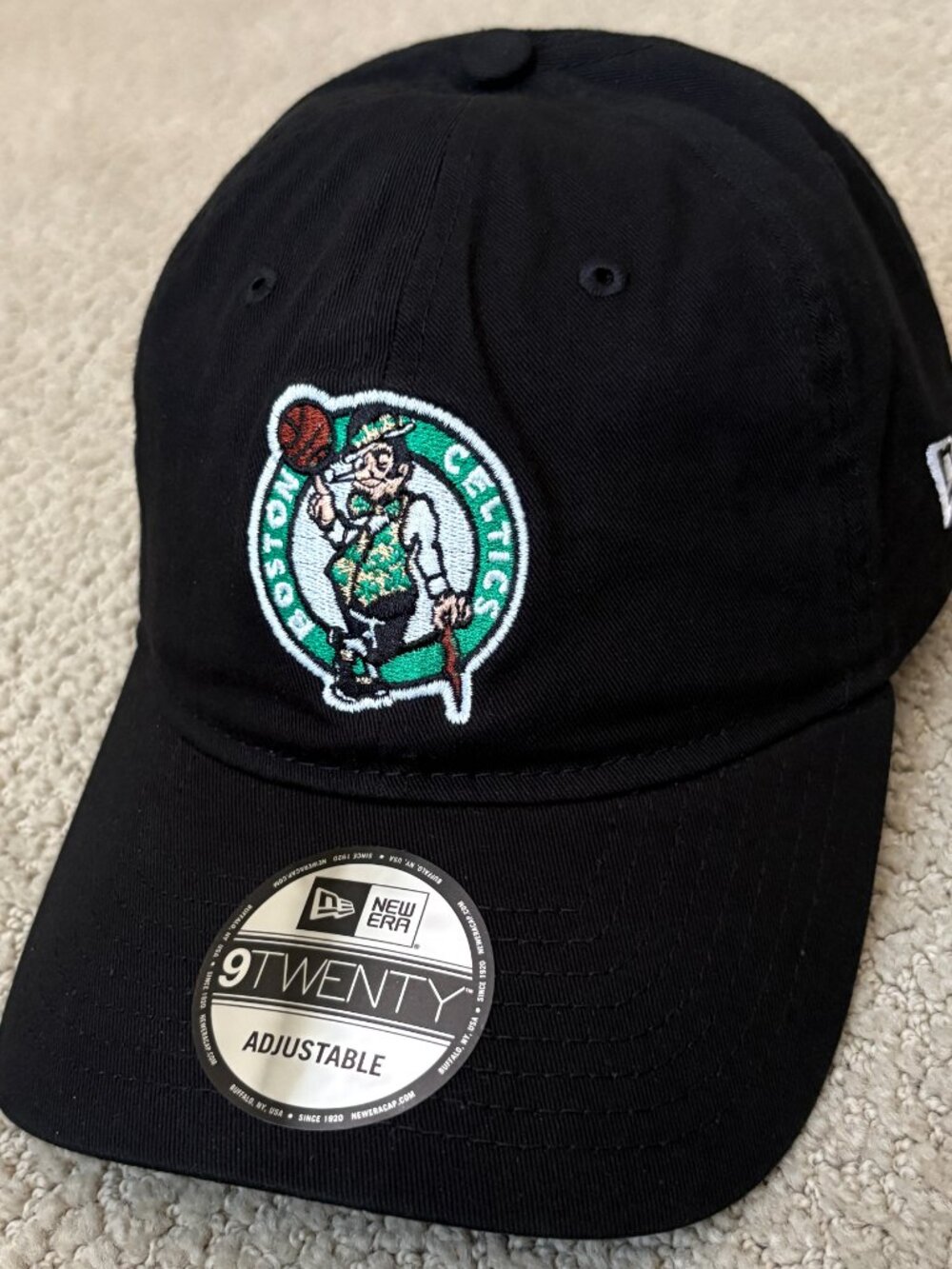 New Era Boston Celtics 9TWENTY Black Strapback Adjustable Hat Cap NBA OSFM NWT